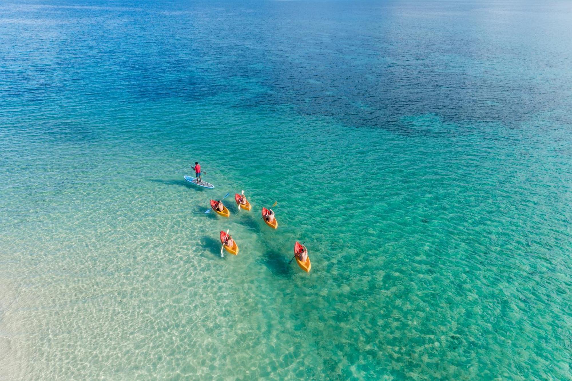 Mantaray Island Resort Nanuya Balavu Island Bagian luar foto